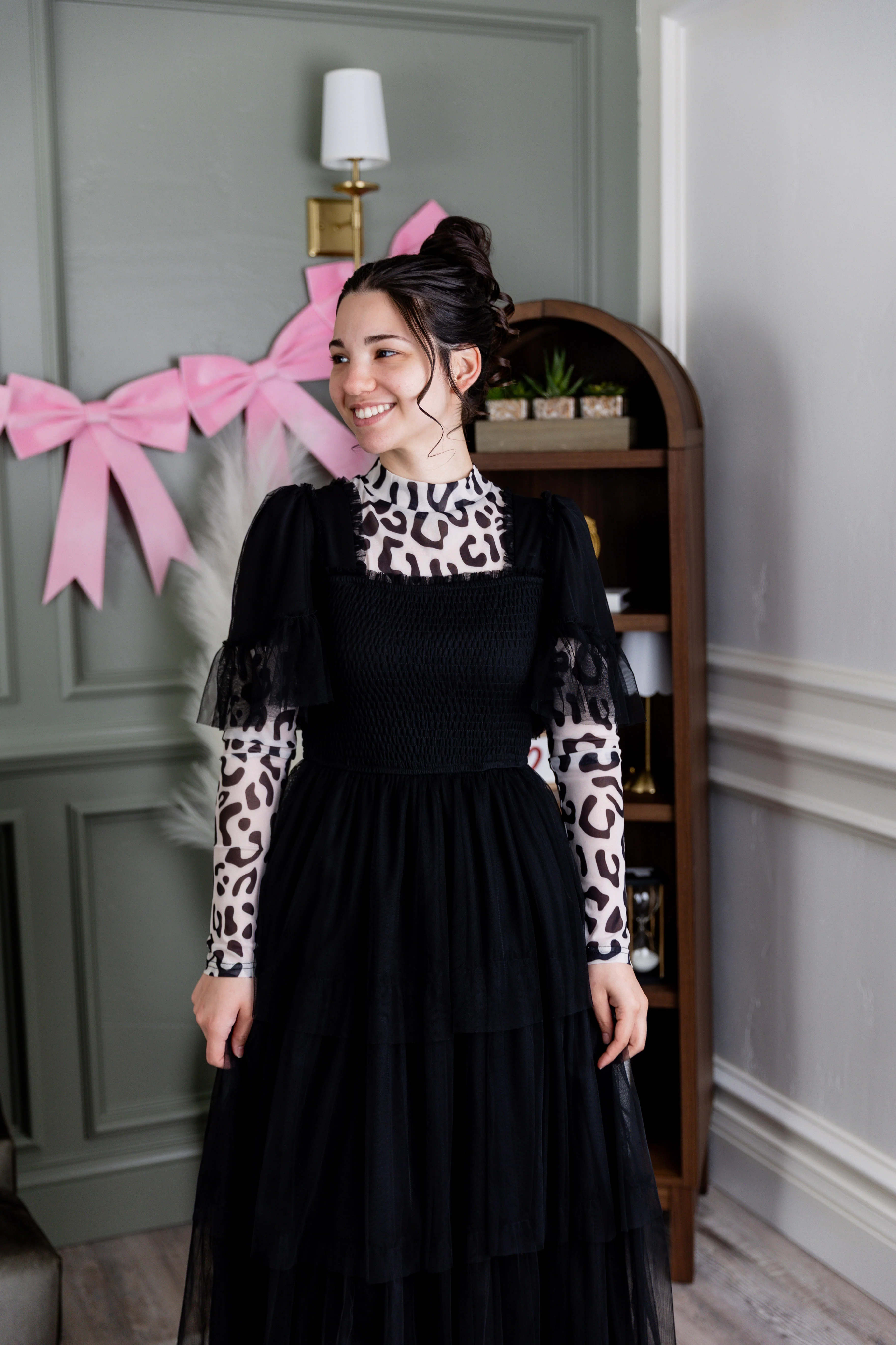 Mesh Tee in Snow Leopard - Votecaris